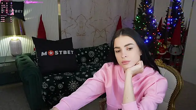 Snapshot of Tina_Breeze chatting on December 20, 2024, 10:49 am Tina Breeze online show from December 20, 2024, 10:49 am