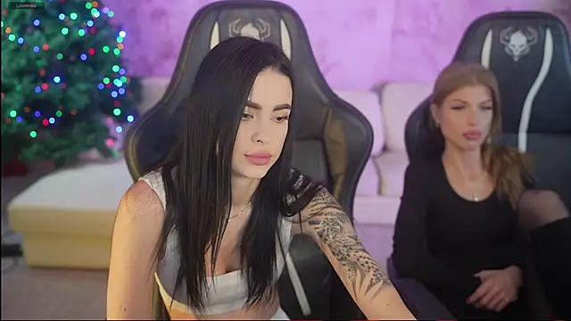 Snapshot of Tina_Breeze chatting on January 16, 2026, 8:29 am Tina Breeze online show from January 16, 2026, 8:29 am