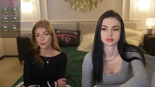 Snapshot of Tina_Breeze chatting on February 18, 2026, 8:21 am Tina Breeze online show from February 18, 2026, 8:21 am