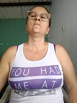 deisy summers47x online show from September 10, 2025, 12:16 pm