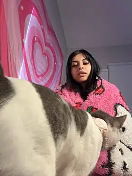 ThickerThanYoBitch online show from October 17, 2025, 2:30 pm