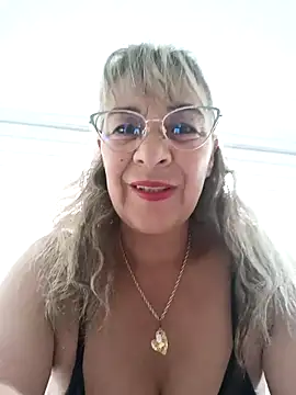 Snapshot of biancchi chatting on January 2, 2025, 2:02 pm biancchi online show from January 2, 2025, 2:02 pm