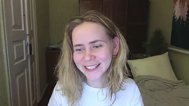 Riley Roo online show from January 10, 2025, 5:56 pm