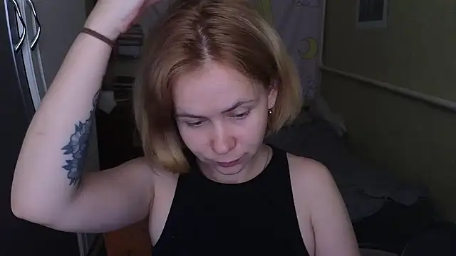 Riley Roo online show from May 19, 2026, 9:48 am