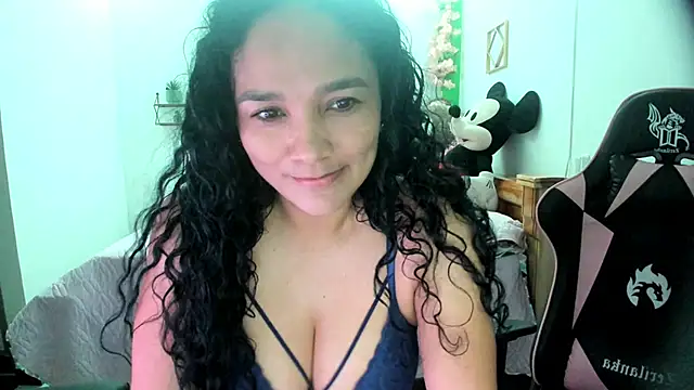 Snapshot of rayza_mature_154 chatting on October 10, 2025, 11:48 pm rayza mature 154 online show from October 10, 2025, 11:48 pm