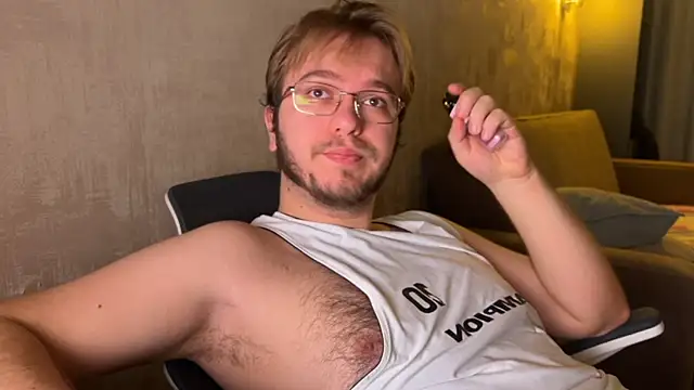 Snapshot of kiopiggy chatting on November 9, 2025, 7:06 am kiopiggy online show from November 9, 2025, 7:06 am