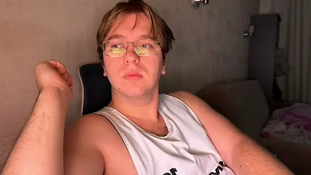 Snapshot of kiopiggy chatting on November 11, 2025, 5:18 am kiopiggy online show from November 11, 2025, 5:18 am