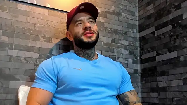 BruceDallas online show from January 7, 2026, 1:52 am