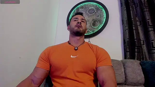 curt xxx online show from May 26, 2026, 2:07 am
