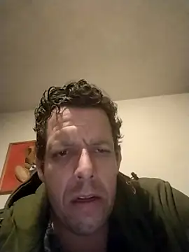 Snapshot of Knuffelstaaf123 chatting on March 17, 2025, 1:46 am Knuffelstaaf123 online show from March 17, 2025, 1:46 am