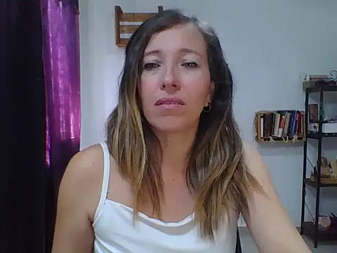 Snapshot of charlott_ponce chatting on November 7, 2025, 6:41 pm charlott ponce online show from November 7, 2025, 6:41 pm