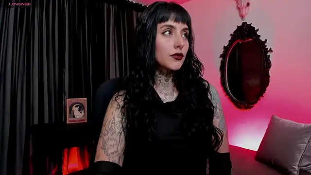 Snapshot of nasty_aliice1 chatting on December 19, 2025, 7:04 am nasty aliice1 online show from December 19, 2025, 7:04 am