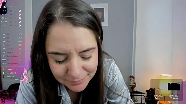 Snapshot of Tamara_m_ chatting on March 20, 2025, 7:57 pm Tamara m online show from March 20, 2025, 7:57 pm