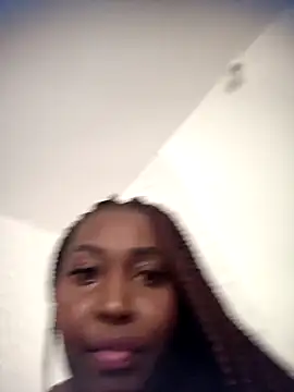 Snapshot of emilyrojas chatting on February 28, 2026, 8:32 pm emilyrojas online show from February 28, 2026, 8:32 pm