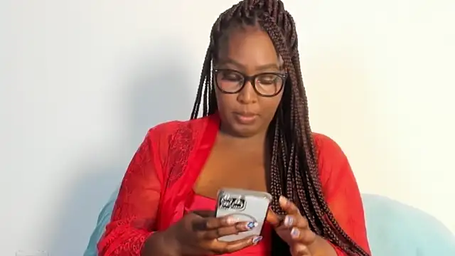 Snapshot of emilyrojas chatting on March 2, 2026, 12:23 pm emilyrojas online show from March 2, 2026, 12:23 pm