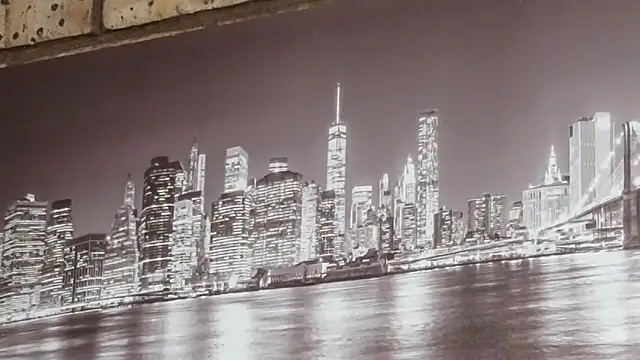 Astoria Moon online show from November 20, 2025, 7:46 pm