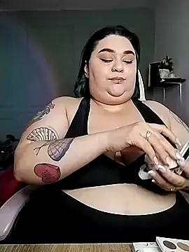 Snapshot of tiffany_laurens chatting on December 29, 2024, 6:45 am tiffany laurens online show from December 29, 2024, 6:45 am