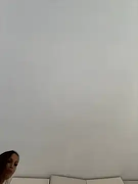 Syka0001 online show from February 5, 2025, 9:46 am