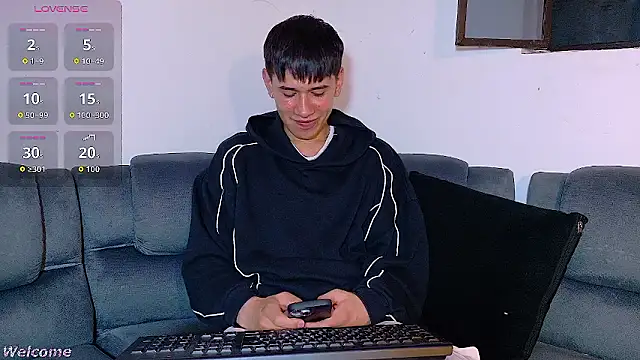 Snapshot of Mr_daren_ chatting on January 12, 2026, 7:08 pm Mr daren online show from January 12, 2026, 7:08 pm