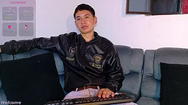 Snapshot of Mr_daren_ chatting on February 19, 2026, 6:26 pm Mr daren online show from February 19, 2026, 6:26 pm