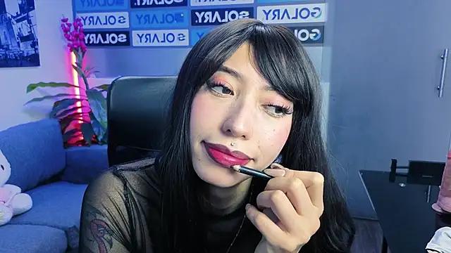 LilithCooperr  online show from May 1, 2026, 4:44 pm