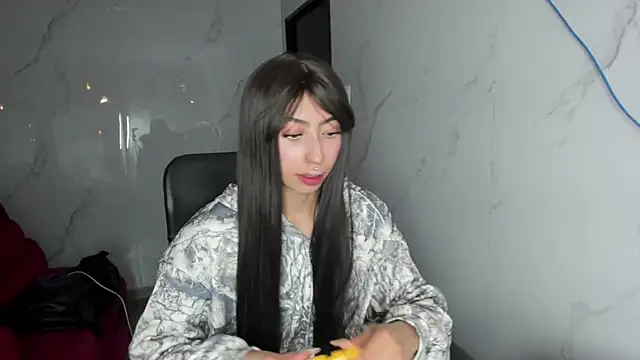 LilithCooperr  online show from May 28, 2026, 3:04 am