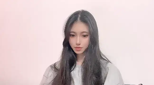 Snapshot of -hanime- chatting on December 3, 2024, 6:17 pm -hanime- online show from December 3, 2024, 6:17 pm