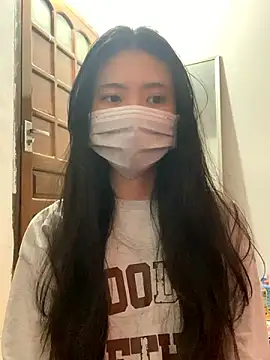 Snapshot of -hanime- chatting on December 4, 2024, 4:27 pm -hanime- online show from December 4, 2024, 4:27 pm