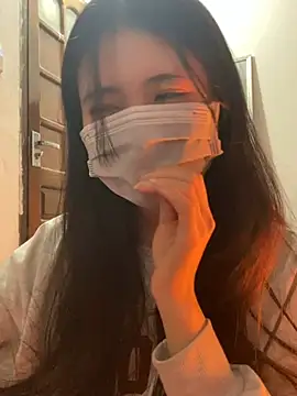 Snapshot of -hanime- chatting on December 19, 2024, 2:13 pm -hanime- online show from December 19, 2024, 2:13 pm