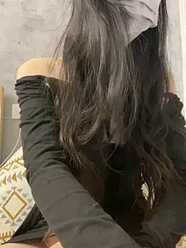 Snapshot of -hanime- chatting on December 25, 2024, 8:29 am -hanime- online show from December 25, 2024, 8:29 am