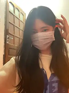 Snapshot of -hanime- chatting on January 6, 2025, 1:19 pm -hanime- online show from January 6, 2025, 1:19 pm