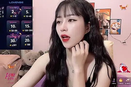 Snapshot of _LLisa_ chatting on March 11, 2025, 6:52 pm LLisa online show from March 11, 2025, 6:52 pm