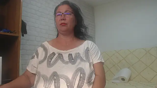 EmmaSquirt online show from September 15, 2025, 5:29 am