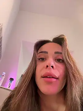 Snapshot of Alisa-Marie chatting on March 19, 2026, 10:52 am Alisa-Marie online show from March 19, 2026, 10:52 am