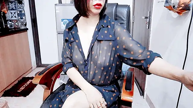 Snapshot of Miu-Le chatting on February 20, 2026, 4:40 pm Miu-Le online show from February 20, 2026, 4:40 pm