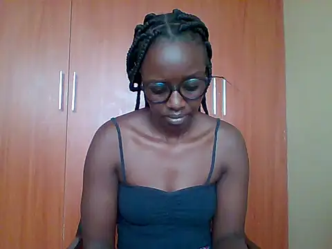 sexy darleen23 online show from February 18, 2026, 9:49 am