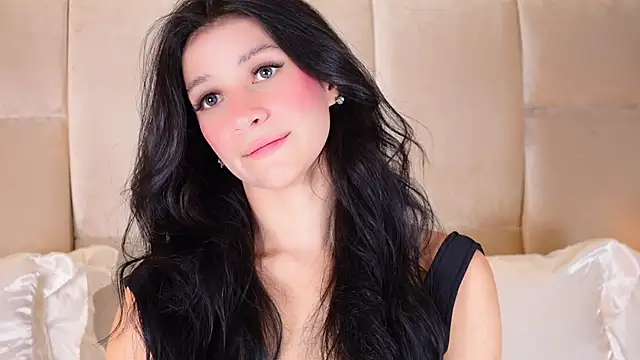 KiraKayleigh1 online show from September 13, 2025, 12:32 am