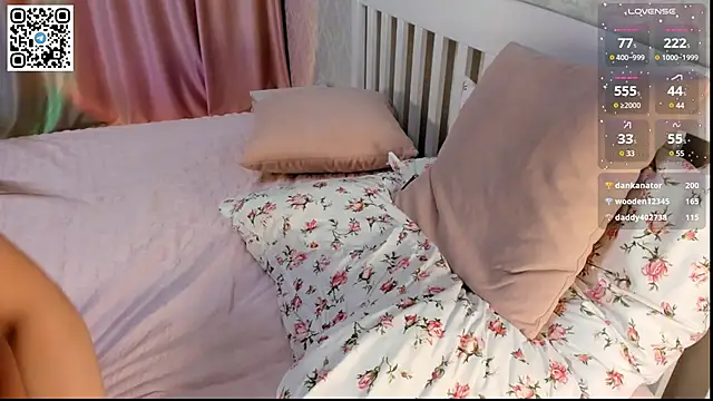 lovelykaylee online show from March 22, 2025, 5:31 pm