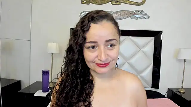 Snapshot of _luna__sweet_ chatting on February 22, 2025, 3:34 am luna sweet online show from February 22, 2025, 3:34 am