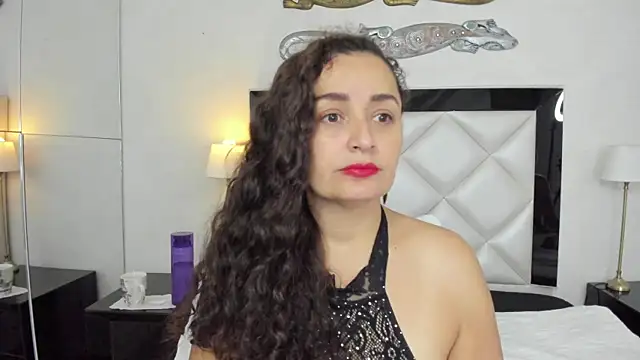 Snapshot of _luna__sweet_ chatting on March 6, 2025, 3:24 am luna sweet online show from March 6, 2025, 3:24 am