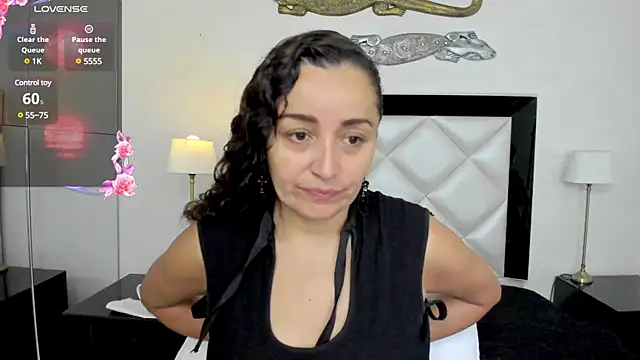 Snapshot of _luna__sweet_ chatting on March 12, 2025, 3:24 am luna sweet online show from March 12, 2025, 3:24 am