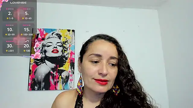 Snapshot of _luna__sweet_ chatting on March 21, 2025, 11:45 pm luna sweet online show from March 21, 2025, 11:45 pm