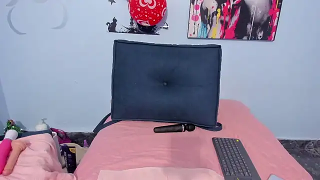 Snapshot of _luna__sweet_ chatting on September 27, 2025, 2:27 am luna sweet online show from September 27, 2025, 2:27 am