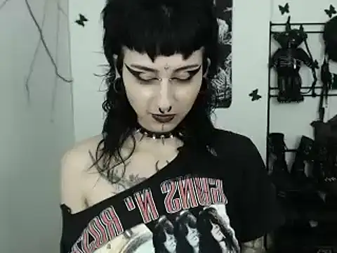 Snapshot of n0sferatus__ chatting on September 26, 2025, 2:26 am n0sferatus   online show from September 26, 2025, 2:26 am