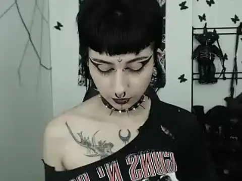 Snapshot of n0sferatus__ chatting on October 2, 2025, 3:13 am n0sferatus   online show from October 2, 2025, 3:13 am