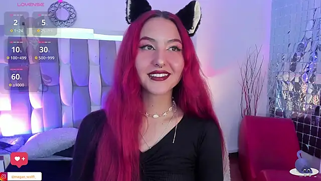 Snapshot of Megan_wolf1_ chatting on March 22, 2025, 4:45 am Megan wolf1 online show from March 22, 2025, 4:45 am