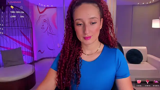 RosalineFiore online show from December 9, 2024, 12:51 pm