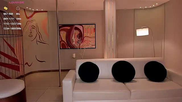 RosalineFiore online show from December 30, 2024, 6:05 pm