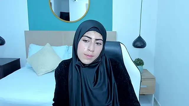 Snapshot of chaymae_nah_ chatting on January 9, 2025, 12:09 pm chaymae nah online show from January 9, 2025, 12:09 pm