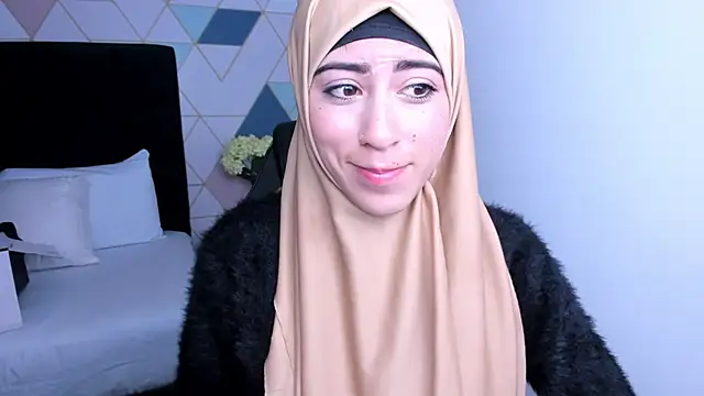 Snapshot of chaymae_nah_ chatting on January 21, 2025, 3:21 pm chaymae nah online show from January 21, 2025, 3:21 pm